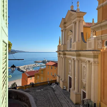 Azuramo - Chic Ferrie Riviera Apartment Menton
