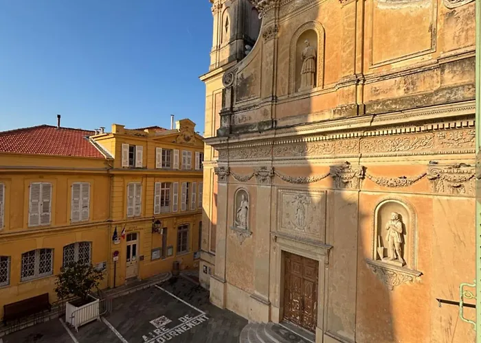 Chic Ferrie Riviera Apartament *